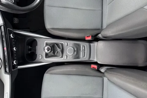 37 of 60 for Audi Q2 1.6 TDI SE Euro 6 (s/s) 5dr