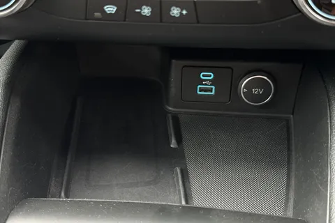 PL70MGX Ford Kuga 2.0 EcoBlue MHEV ST-Line First Edition Euro 6 (s/s) 5dr Thumbnail #49