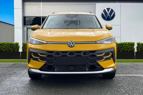  Volkswagen T-Roc 1.5 eTSI MHEV Life DSG Euro 6 (s/s) 5dr Thumbnail #6