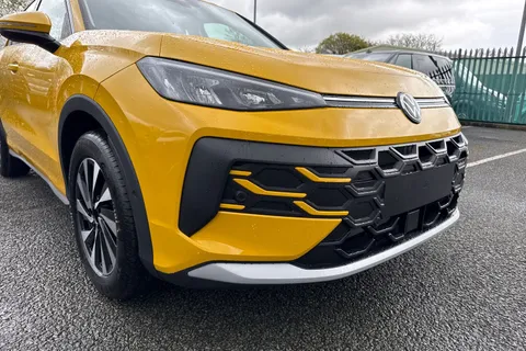  Volkswagen T-Roc 1.5 eTSI MHEV Life DSG Euro 6 (s/s) 5dr Thumbnail #9