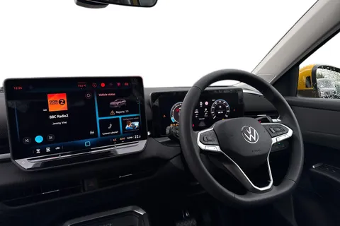  Volkswagen T-Roc 1.5 eTSI MHEV Life DSG Euro 6 (s/s) 5dr Thumbnail #18