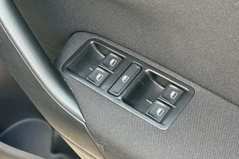 MV17EHS Volkswagen Polo 1.0 BlueMotion Tech Match Edition Euro 6 (s/s) 5dr Thumbnail #22