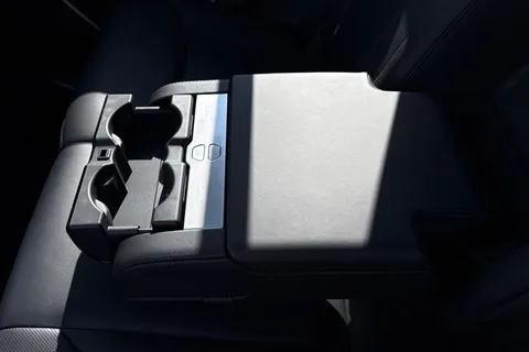 DP73JXO Land Rover Range Rover 3.0 D300 HSE 5dr Thumbnail #42