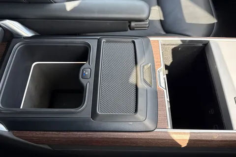 DP73JXO Land Rover Range Rover 3.0 D300 HSE 5dr Thumbnail #52