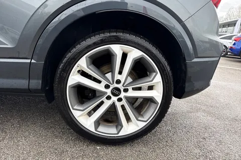 PK75ROU Audi SQ2 Black Edition TFSI  300 PS S tronic Thumbnail #12