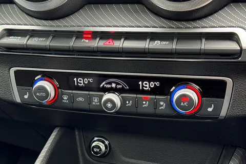 PK75ROU Audi SQ2 Black Edition TFSI  300 PS S tronic Thumbnail #22