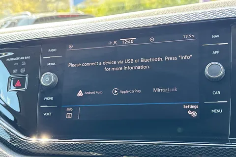 DH23LSK Volkswagen Polo 1.0 TSI Life 5dr Thumbnail #31