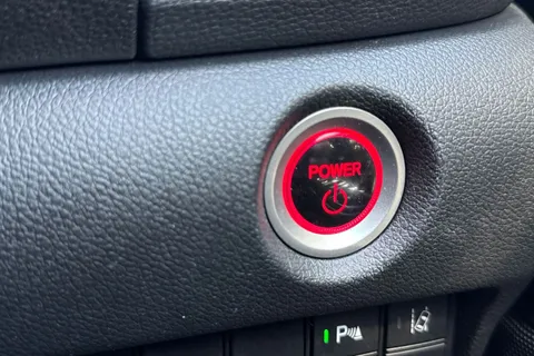 MV71ULS Honda CR-V 2.0 i-MMD Hybrid Sport Line 2WD 5dr eCVT Thumbnail #40