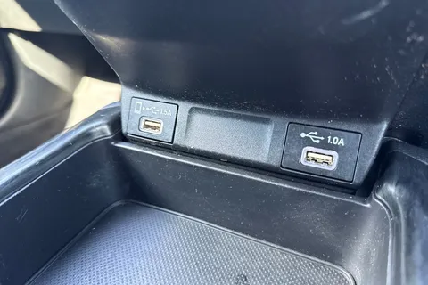 MV71ULS Honda CR-V 2.0 i-MMD Hybrid Sport Line 2WD 5dr eCVT Thumbnail #44