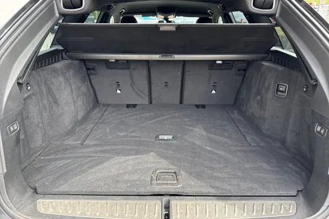 HJ68MYA BMW 5 Series 3.0 530d M Sport Touring Auto Euro 6 (s/s) 5dr Thumbnail #8