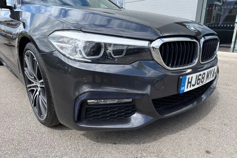 HJ68MYA BMW 5 Series 3.0 530d M Sport Touring Auto Euro 6 (s/s) 5dr Thumbnail #10