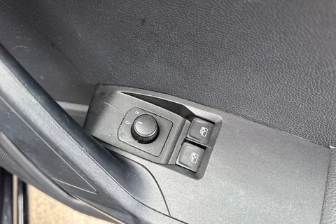 ML19AZX SEAT Ibiza 1.6 TDI SE Technology Euro 6 (s/s) 5dr DPF Thumbnail #22