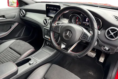 SA69EAY Mercedes-Benz Gla 1.6 GLA180 AMG Line Edition 7G-DCT Euro 6 (s/s) 5dr Thumbnail #15