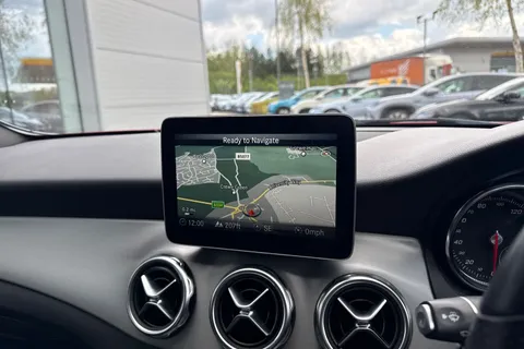 SA69EAY Mercedes-Benz Gla 1.6 GLA180 AMG Line Edition 7G-DCT Euro 6 (s/s) 5dr Thumbnail #18