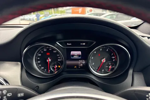 SA69EAY Mercedes-Benz Gla 1.6 GLA180 AMG Line Edition 7G-DCT Euro 6 (s/s) 5dr Thumbnail #34