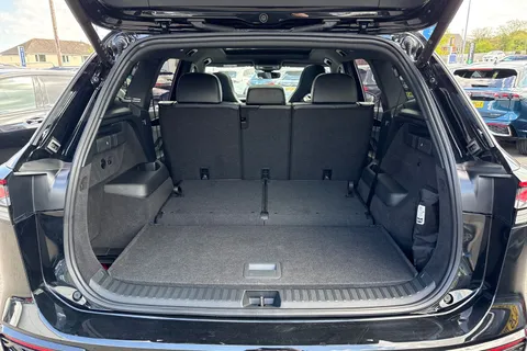 CX25ZRZ Volkswagen Tayron 1.5 eTSI R-Line 5dr DSG7 7 Seat ⭐Pan Roof, 20' York Alloys, Comfort Pack⭐ Thumbnail #8