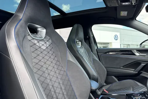 CX25ZRZ Volkswagen Tayron 1.5 eTSI R-Line 5dr DSG7 7 Seat ⭐Pan Roof, 20' York Alloys, Comfort Pack⭐ Thumbnail #25