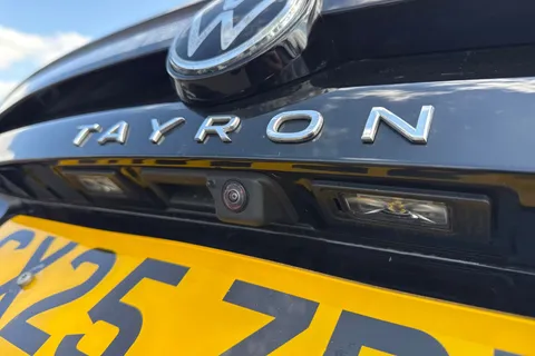 CX25ZRZ Volkswagen Tayron 1.5 eTSI R-Line 5dr DSG7 7 Seat ⭐Pan Roof, 20' York Alloys, Comfort Pack⭐ Thumbnail #28