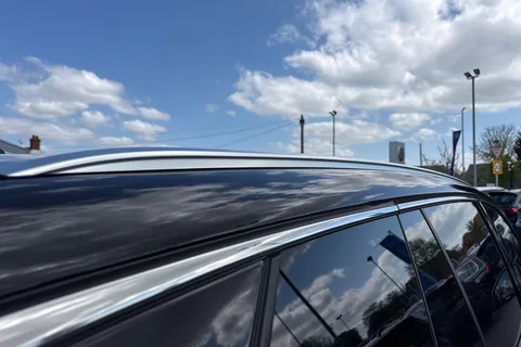 CX25ZRZ Volkswagen Tayron 1.5 eTSI R-Line 5dr DSG7 7 Seat ⭐Pan Roof, 20' York Alloys, Comfort Pack⭐ Thumbnail #31