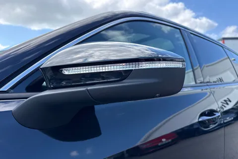 CX25ZRZ Volkswagen Tayron 1.5 eTSI R-Line 5dr DSG7 7 Seat ⭐Pan Roof, 20' York Alloys, Comfort Pack⭐ Thumbnail #36