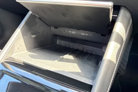 CX25ZRZ Volkswagen Tayron 1.5 eTSI R-Line 5dr DSG7 7 Seat ⭐Pan Roof, 20' York Alloys, Comfort Pack⭐ Thumbnail #45