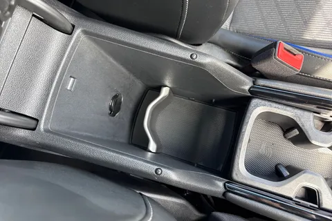 CX25ZRZ Volkswagen Tayron 1.5 eTSI R-Line 5dr DSG7 7 Seat ⭐Pan Roof, 20' York Alloys, Comfort Pack⭐ Thumbnail #47