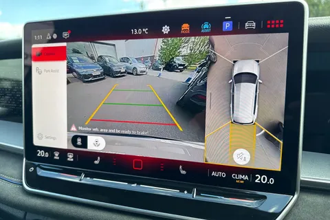 CX25ZRZ Volkswagen Tayron 1.5 eTSI R-Line 5dr DSG7 7 Seat ⭐Pan Roof, 20' York Alloys, Comfort Pack⭐ Thumbnail #52