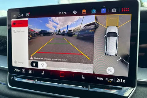 CX25ZRZ Volkswagen Tayron 1.5 eTSI R-Line 5dr DSG7 7 Seat ⭐Pan Roof, 20' York Alloys, Comfort Pack⭐ Thumbnail #53