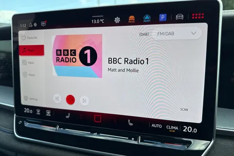 CX25ZRZ Volkswagen Tayron 1.5 eTSI R-Line 5dr DSG7 7 Seat ⭐Pan Roof, 20' York Alloys, Comfort Pack⭐ Thumbnail #56