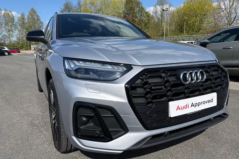 PG22ACZ Audi Q5 Edition 1 40 TDI quattro 204 PS S tronic Thumbnail #9
