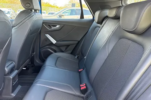 18 of 63 for Audi Q2 S line 35 TFSI 150 PS S tronic