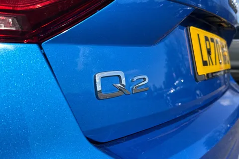 30 of 63 for Audi Q2 S line 35 TFSI 150 PS S tronic