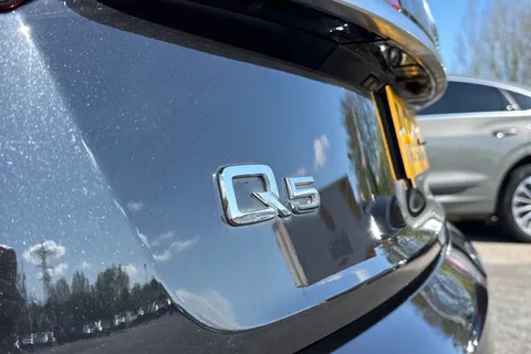 PJ72HBL Audi Q5 S line 45 TFSI quattro 265 PS S tronic Thumbnail #35