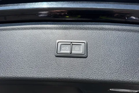 PJ72HBL Audi Q5 S line 45 TFSI quattro 265 PS S tronic Thumbnail #43