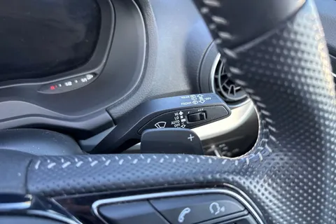 44 of 63 for Audi Q2 S line 35 TFSI 150 PS S tronic