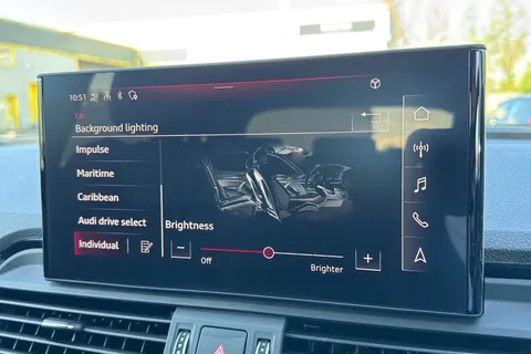 PJ72HBL Audi Q5 S line 45 TFSI quattro 265 PS S tronic Thumbnail #58