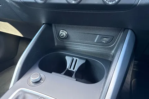 56 of 63 for Audi Q2 S line 35 TFSI 150 PS S tronic