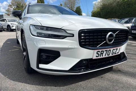 SR70GZJ Volvo V60 2.0 B3 MHEV R-Design Auto Euro 6 (s/s) 5dr Thumbnail #18
