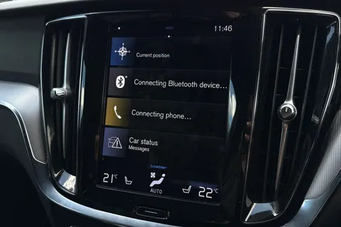 SR70GZJ Volvo V60 2.0 B3 MHEV R-Design Auto Euro 6 (s/s) 5dr Thumbnail #40