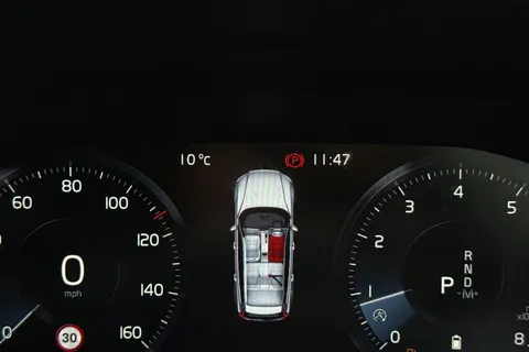 SR70GZJ Volvo V60 2.0 B3 MHEV R-Design Auto Euro 6 (s/s) 5dr Thumbnail #45