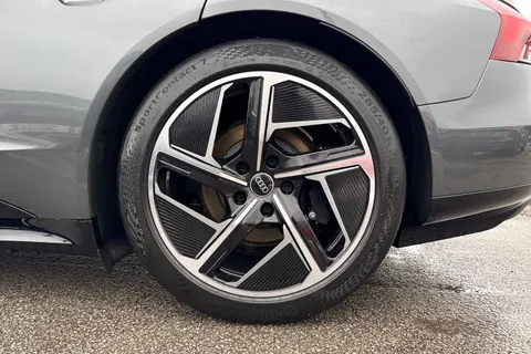 Audi e-tron GT 105kWh Auto quattro 4dr Thumbnail #11