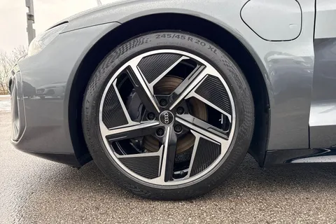 Audi e-tron GT 105kWh Auto quattro 4dr Thumbnail #12
