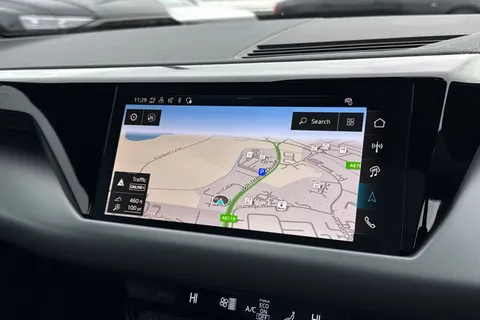 Audi e-tron GT 105kWh Auto quattro 4dr Thumbnail #16