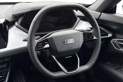 Audi e-tron GT 105kWh Auto quattro 4dr Thumbnail #17