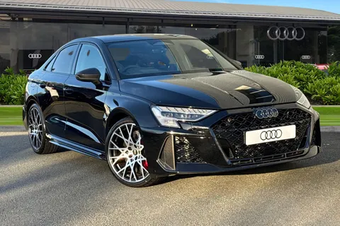  Audi RS 3 2.5 TFSI Carbon Vorsprung S Tronic quattro Euro 6 (s/s) 4dr Thumbnail #1