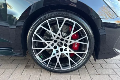  Audi RS 3 2.5 TFSI Carbon Vorsprung S Tronic quattro Euro 6 (s/s) 4dr Thumbnail #9