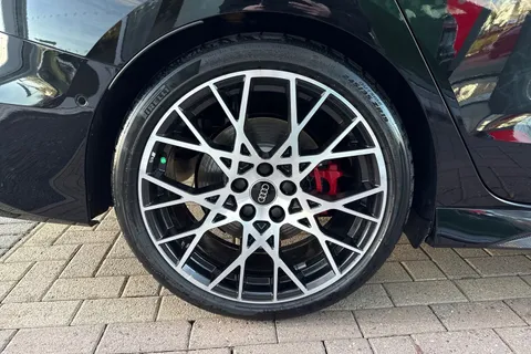  Audi RS 3 2.5 TFSI Carbon Vorsprung S Tronic quattro Euro 6 (s/s) 4dr Thumbnail #10