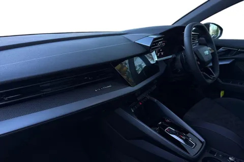  Audi RS 3 2.5 TFSI Carbon Vorsprung S Tronic quattro Euro 6 (s/s) 4dr Thumbnail #14