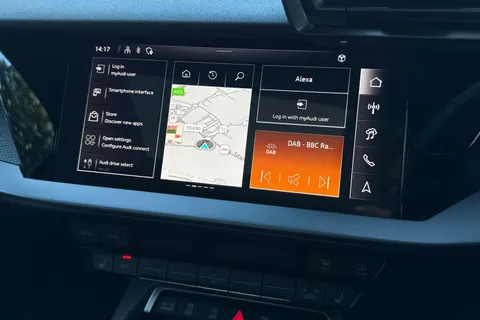  Audi RS 3 2.5 TFSI Carbon Vorsprung S Tronic quattro Euro 6 (s/s) 4dr Thumbnail #24