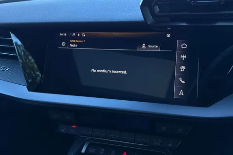  Audi RS 3 2.5 TFSI Carbon Vorsprung S Tronic quattro Euro 6 (s/s) 4dr Thumbnail #35